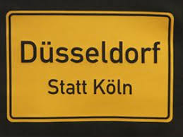 Düsseldorf Statt Köln