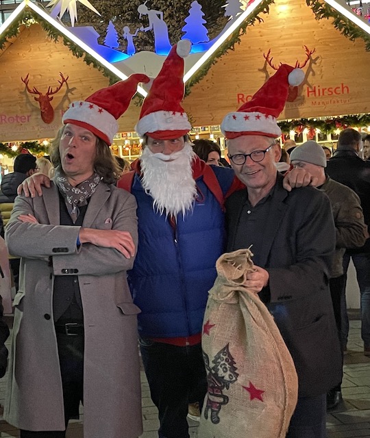 „Süßer die Fragen nie klingen …“  Die Original WeihnachtsQuiztour durch die Altstadt